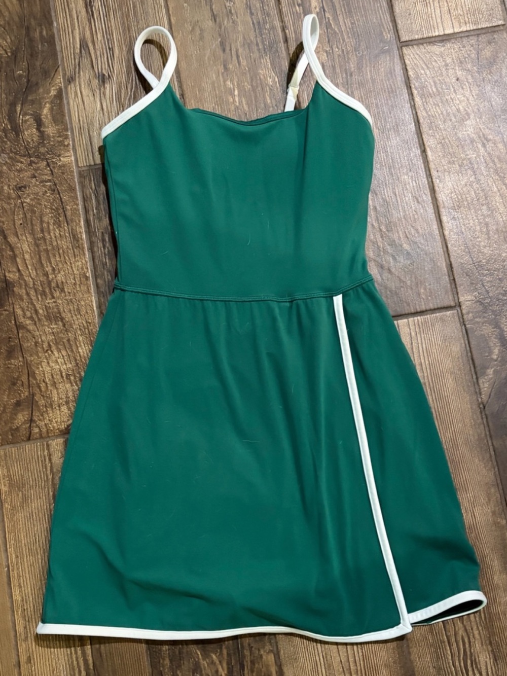 all in motion Green Mini Dress with White Trim - Picture 2 of 5